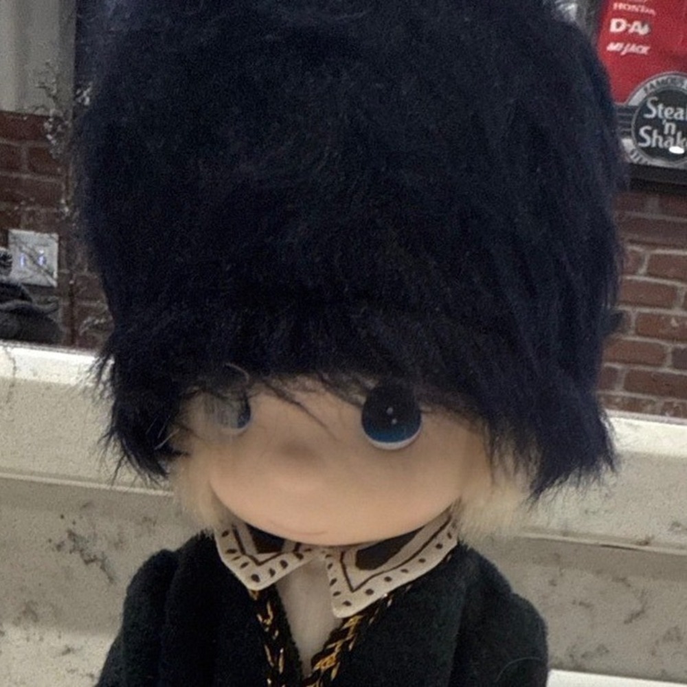 Precious Moments Boy‎ Doll Royal Guard Uniform Black Fur Hat Red Pants